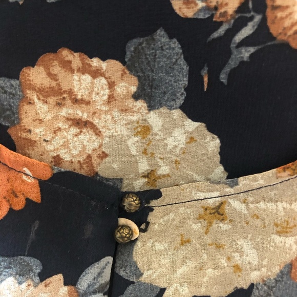 EUC Monk & Lou floral dress from Plenty - Picture 2 of 8